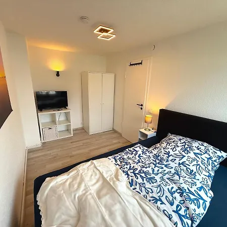 R&s-homes-2025-kitchen,balcony,tv Μπραουνσβάιγκ