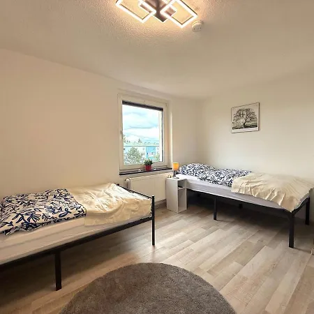 R&s-homes-2025-kitchen,balcony,tv * Μπραουνσβάιγκ
