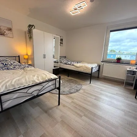 R&s-homes-2025-kitchen,balcony,tv Διαμέρισμα Μπραουνσβάιγκ