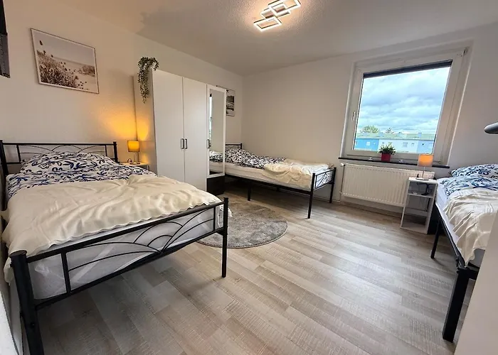 R&s-homes-2025-kitchen,balcony,tv דירה בראונשווייג