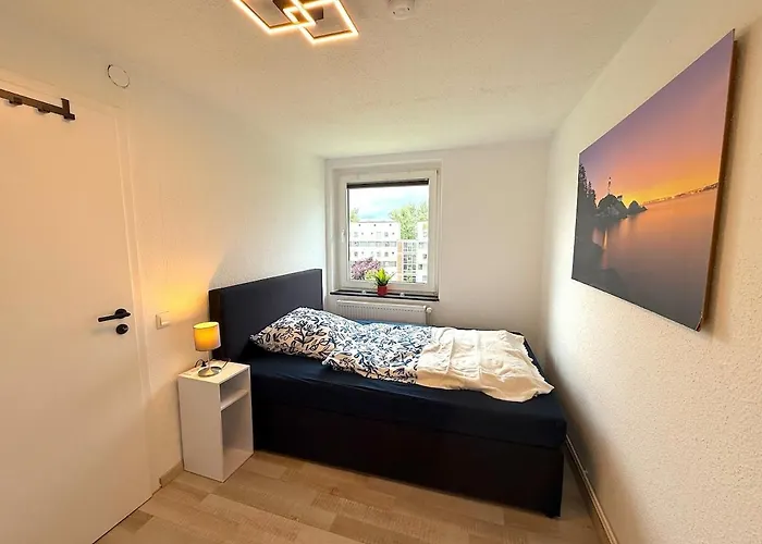 R&s-homes-2025-kitchen,balcony,tv